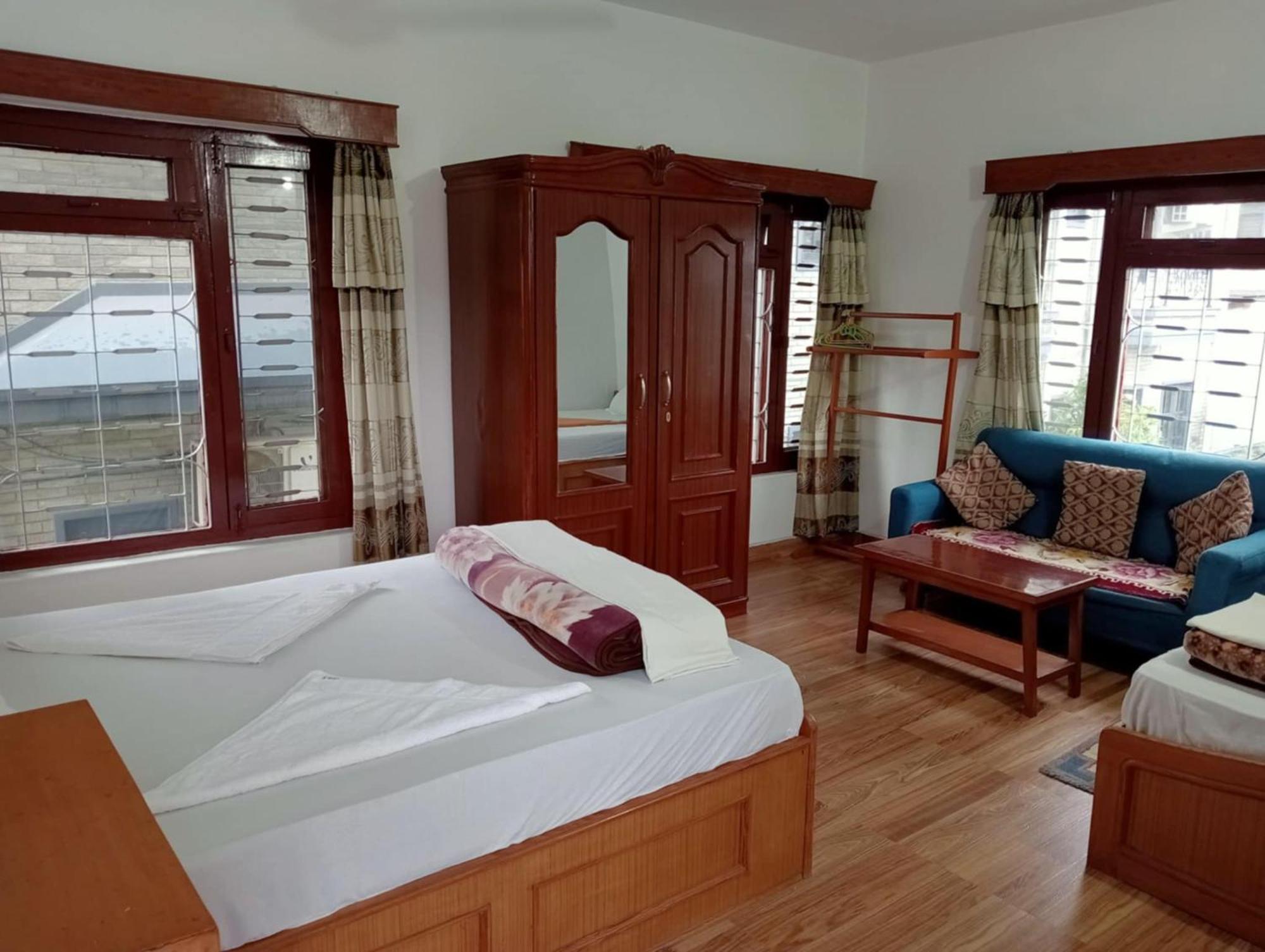 New Summit Guest House Pokhara Exterior foto