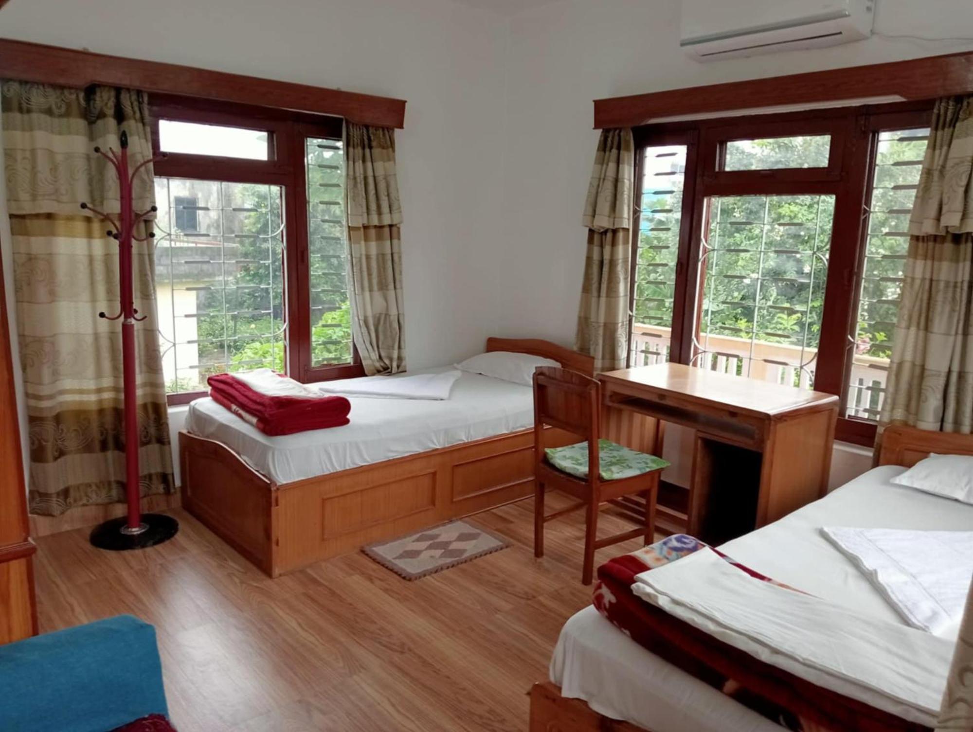 New Summit Guest House Pokhara Exterior foto